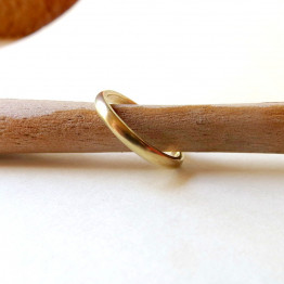 Classic wedding band